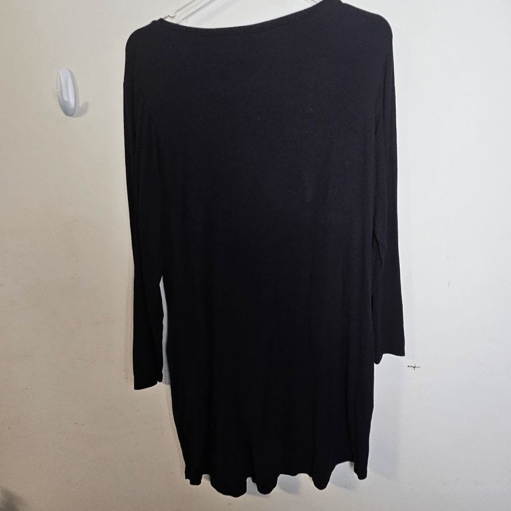 Kindred Bravely Black Sleep Shirt - Picture 3 of 3